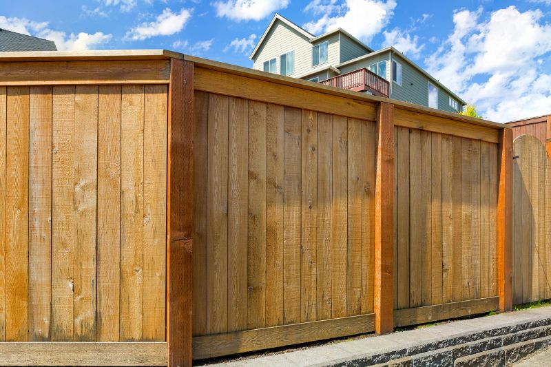 Fence Sealing in Seattle, WA